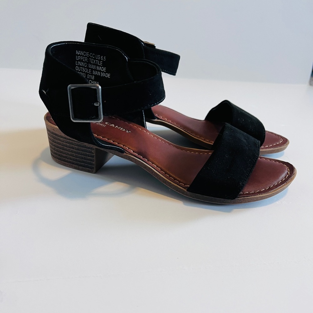 Rock & Candy Sandals Wonens 6.5 Black suede excellent condition